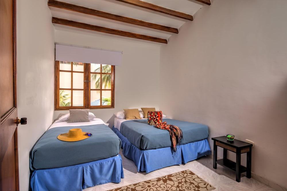 Hotel Santorini Express Y Cabanas Санта-Марта Экстерьер фото