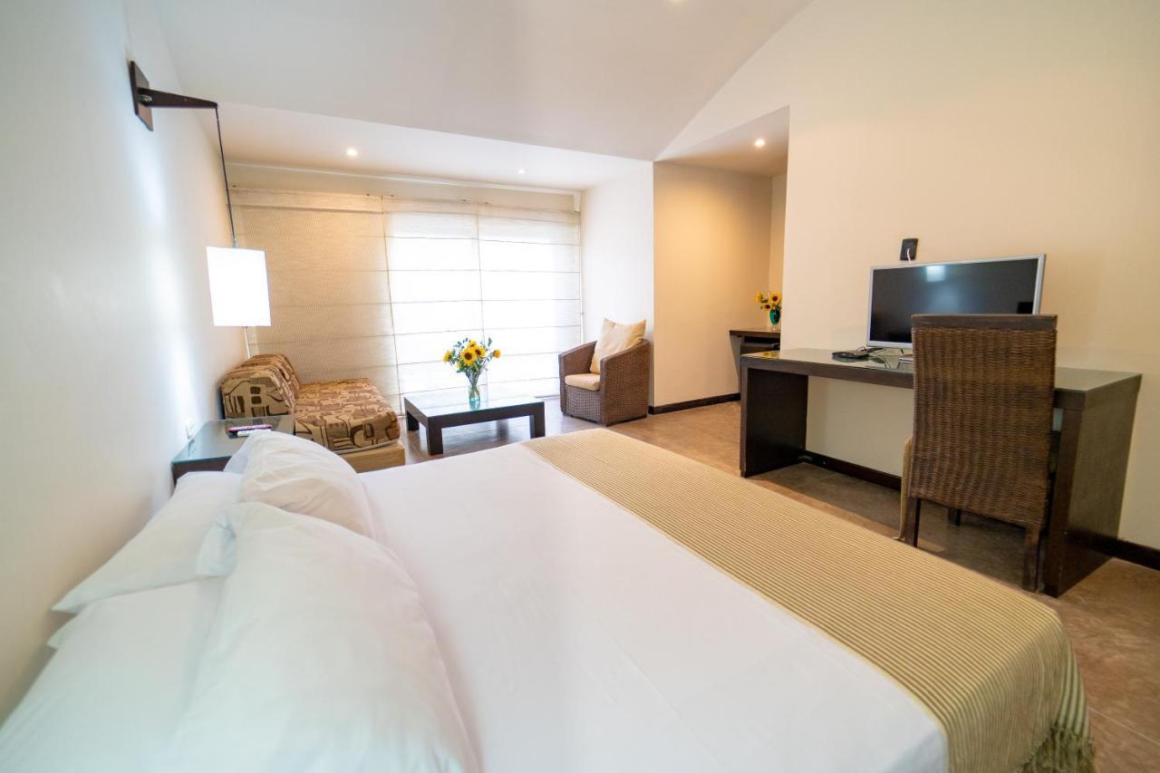 Hotel Santorini Express Y Cabanas Санта-Марта Экстерьер фото