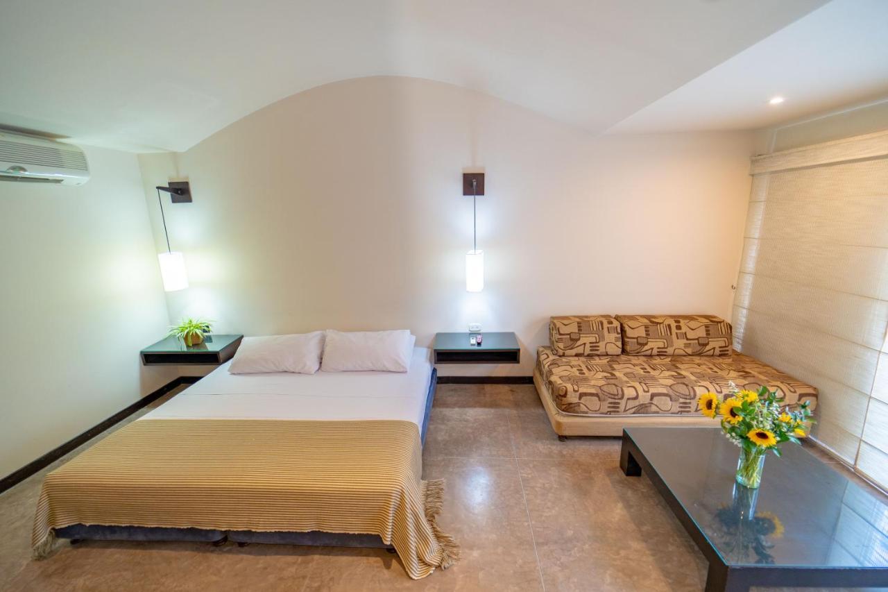 Hotel Santorini Express Y Cabanas Санта-Марта Экстерьер фото