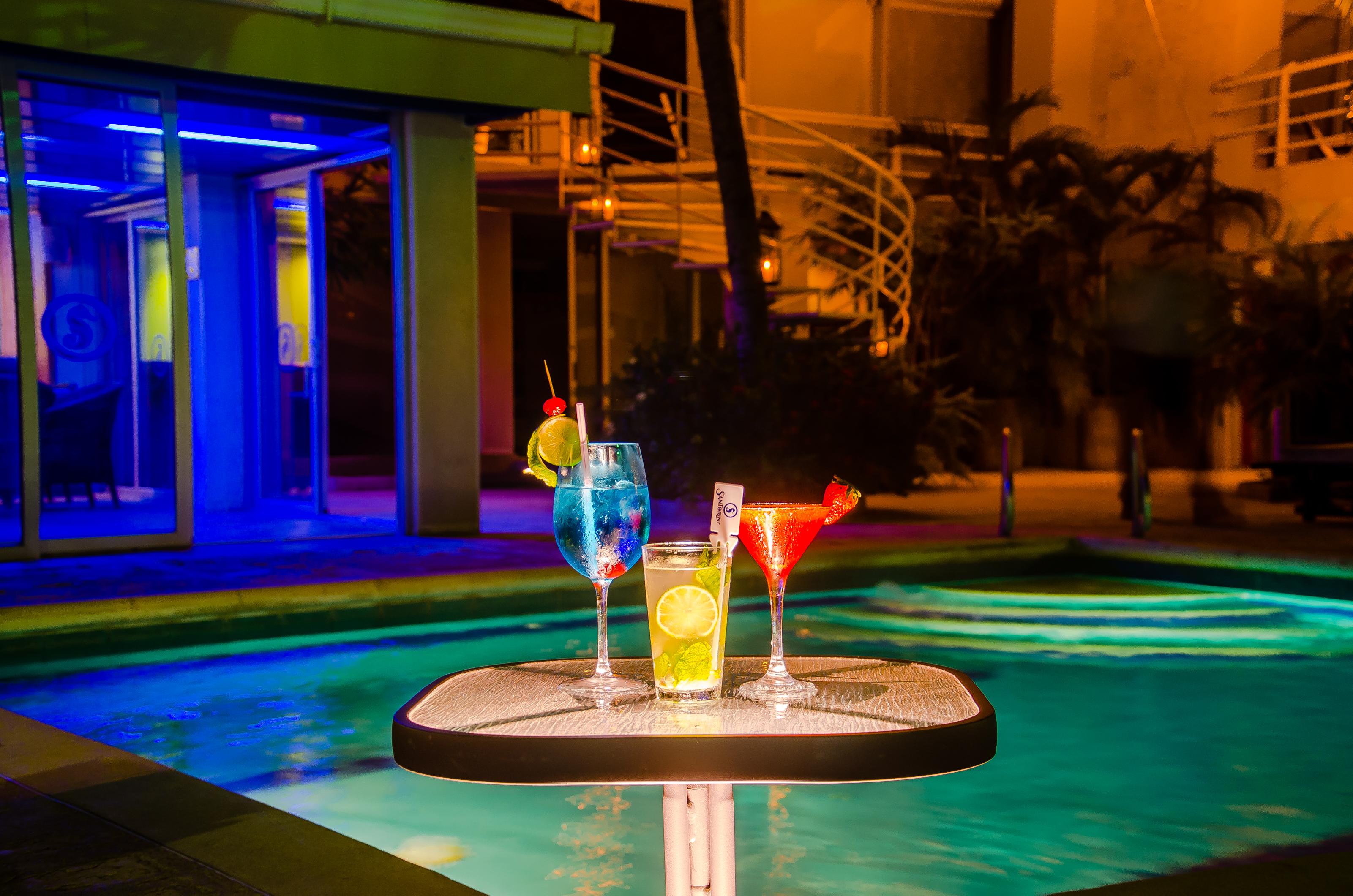Hotel Santorini Express Y Cabanas Санта-Марта Экстерьер фото