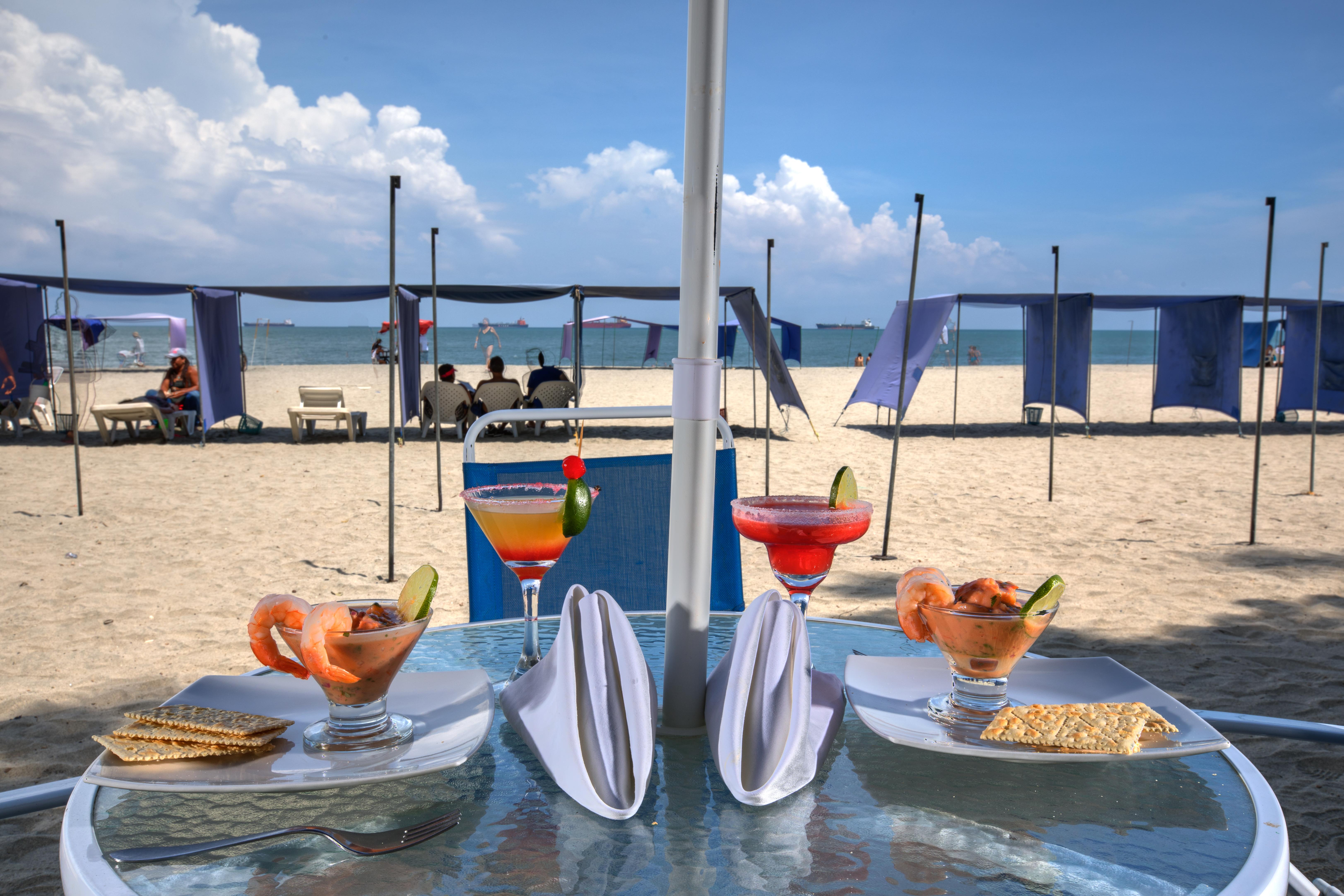 Hotel Santorini Express Y Cabanas Санта-Марта Экстерьер фото