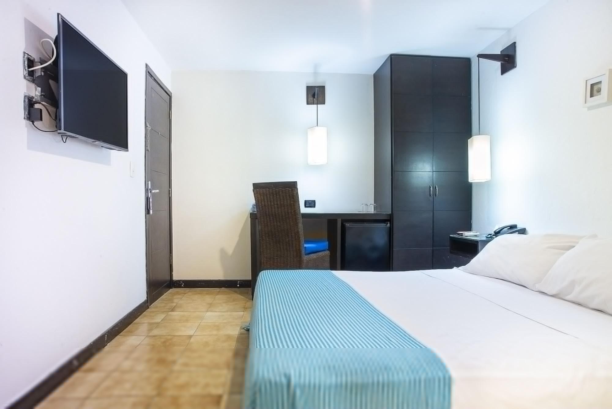 Hotel Santorini Express Y Cabanas Санта-Марта Экстерьер фото